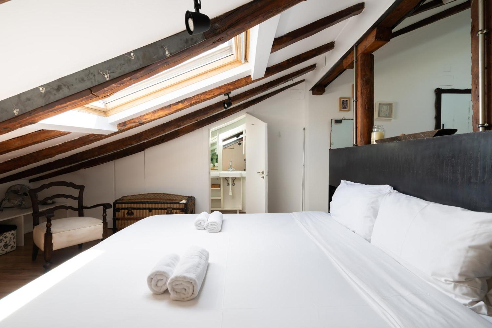 Apartamento En Alonso Martinez Alquiler Temporal Madrid Esterno foto